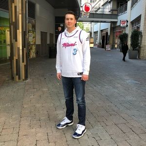 Meet your Posher, Tommy